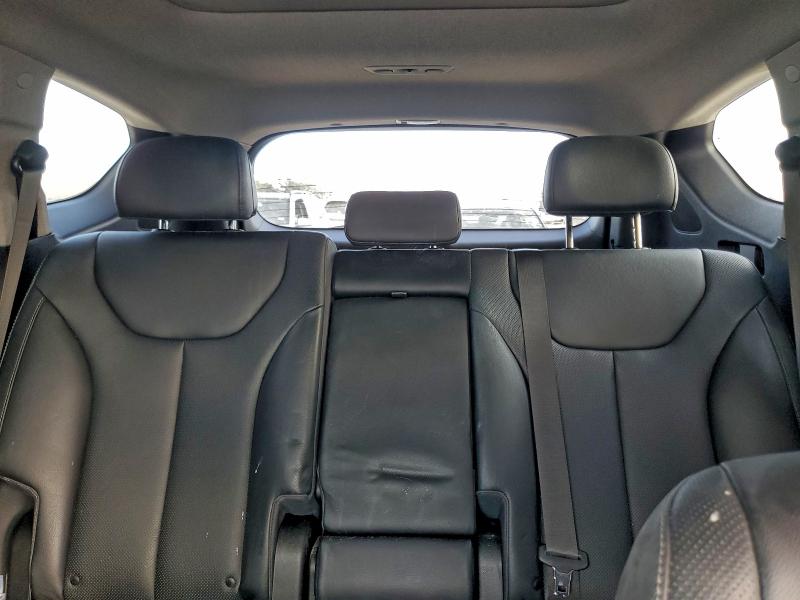 Фото 10 - HYUNDAI SANTA FE