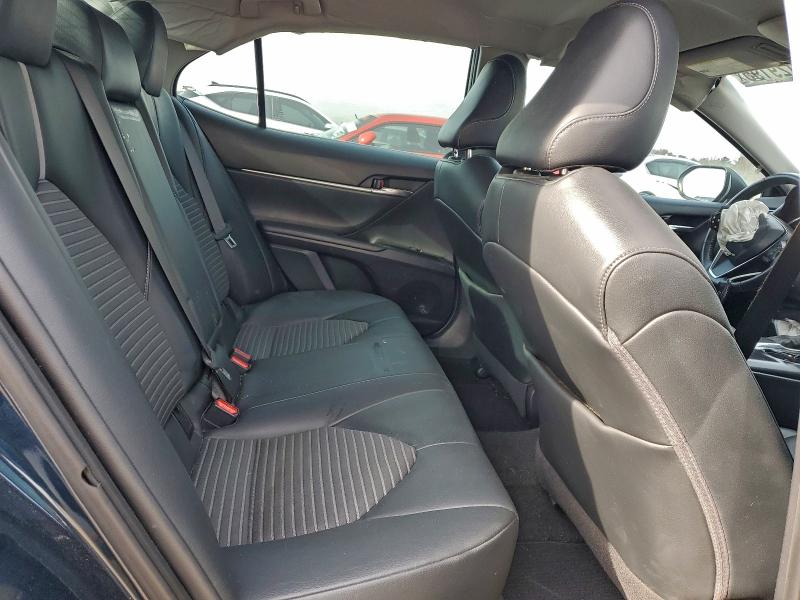 Фото 10 - TOYOTA CAMRY