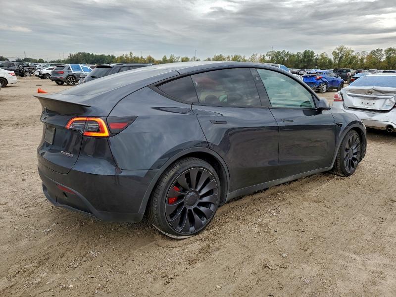 Фото 3 - TESLA MODEL Y