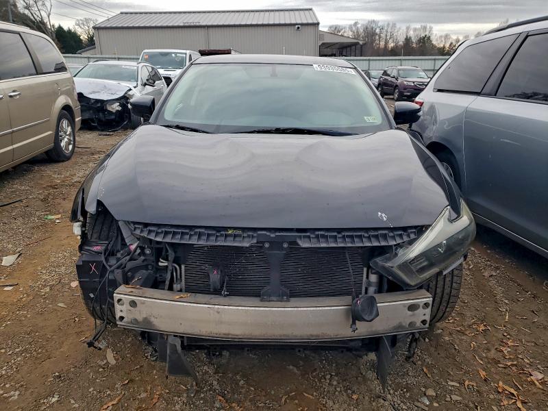 Фото 5 - NISSAN MAXIMA