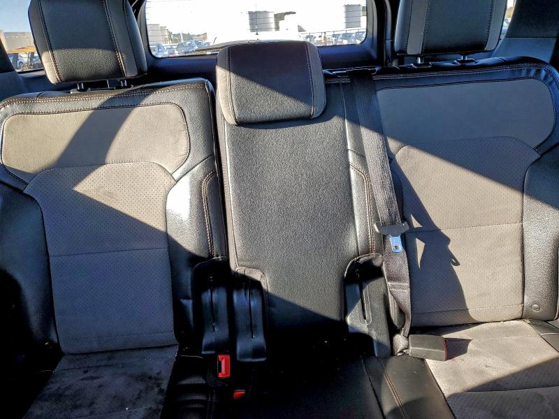 Фото 10 - FORD EXPLORER