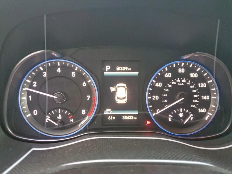 Фото 9 - HYUNDAI KONA