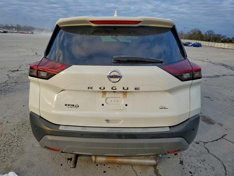 Фото 6 - NISSAN ROGUE