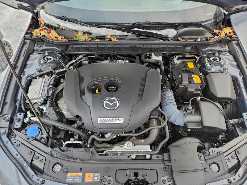 Фото 11 - MAZDA 3