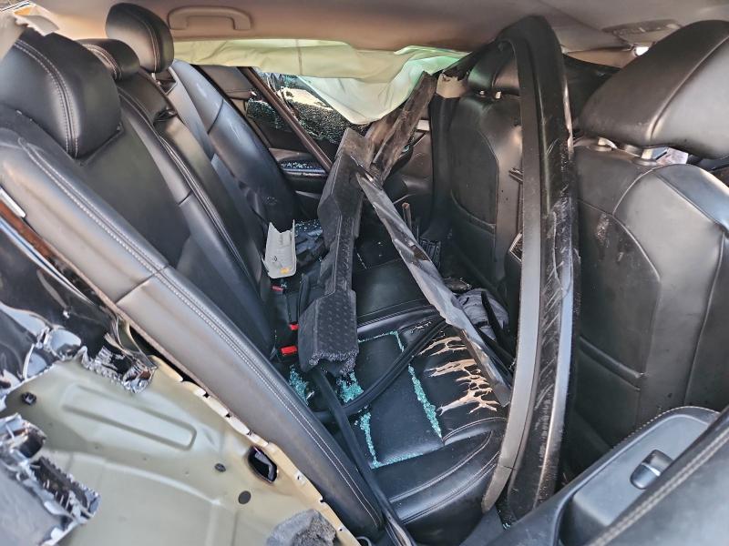 Фото 10 - NISSAN MAXIMA