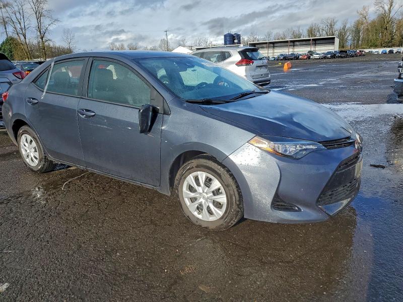 Фото 4 - TOYOTA COROLLA