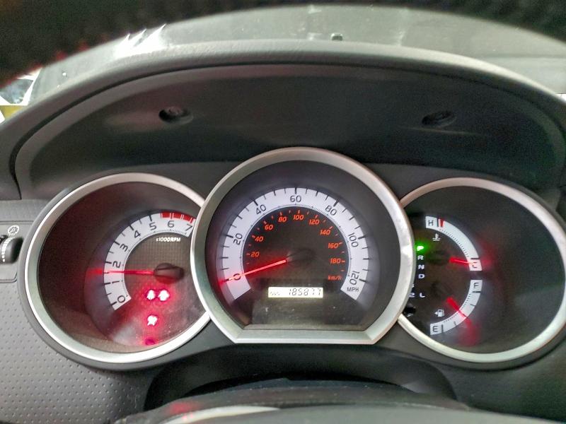 Фото 9 - TOYOTA TACOMA