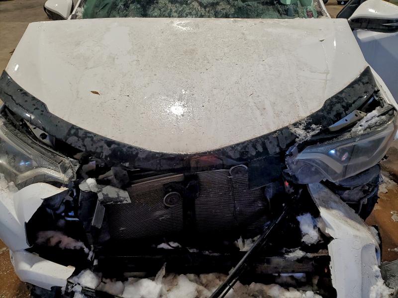 Фото 12 - TOYOTA RAV4