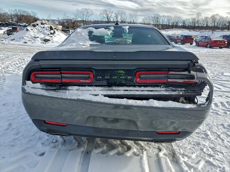 Фото 6 - DODGE CHALLENGER