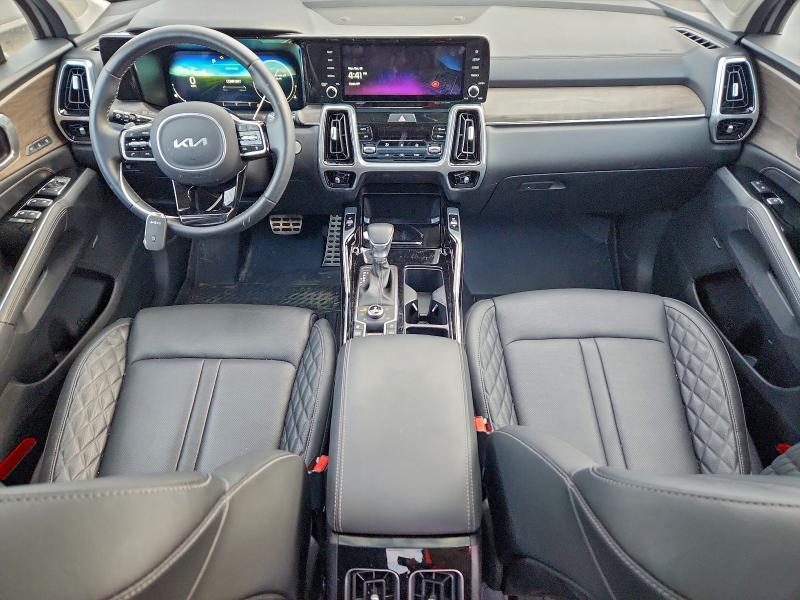 Фото 8 - KIA SORENTO