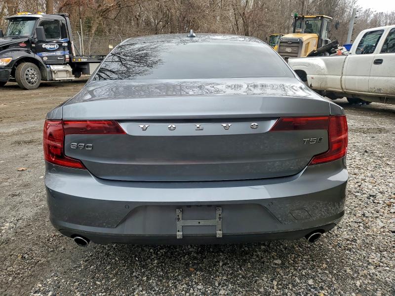 Фото 6 - VOLVO S90