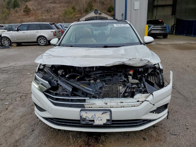 Фото 5 - VOLKSWAGEN JETTA