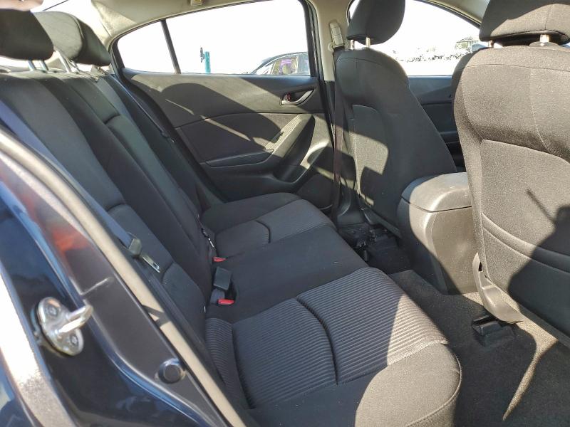 Фото 10 - MAZDA 3