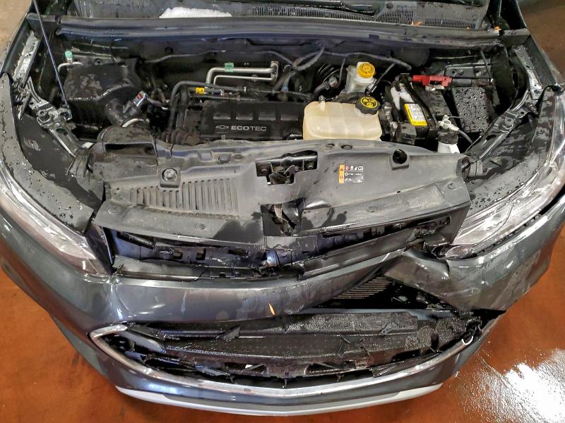 Фото 12 - CHEVROLET TRAX