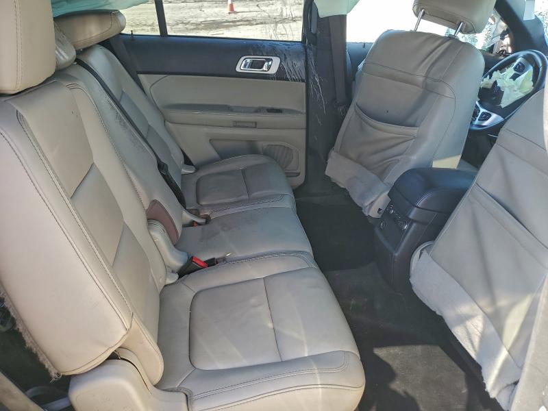 Фото 11 - FORD EXPLORER