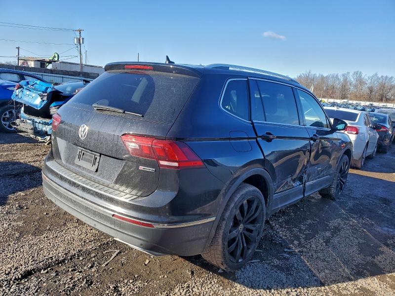 Фото 3 - VOLKSWAGEN TIGUAN