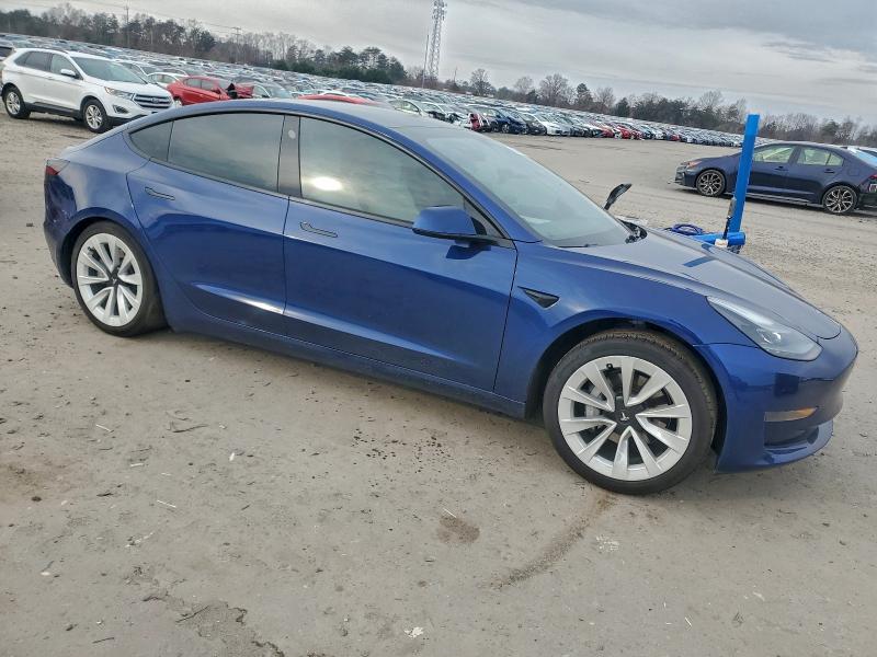 Фото 4 - TESLA MODEL 3