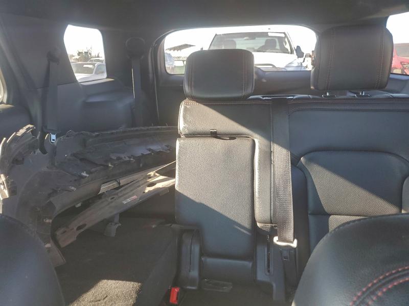 Фото 10 - FORD EXPLORER