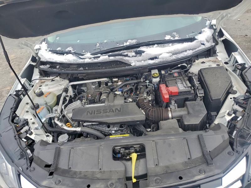 Фото 11 - NISSAN ROGUE