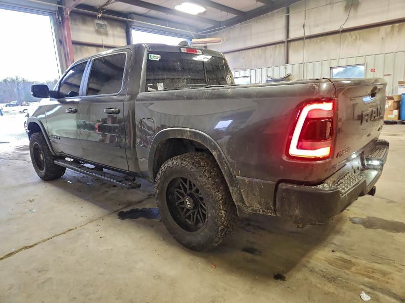 Фото 2 - RAM 1500