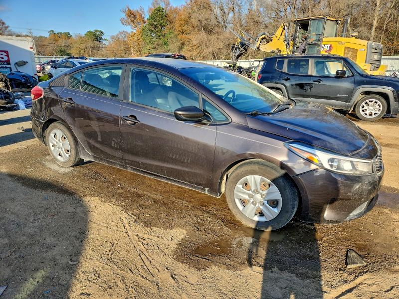 Фото 4 - KIA FORTE