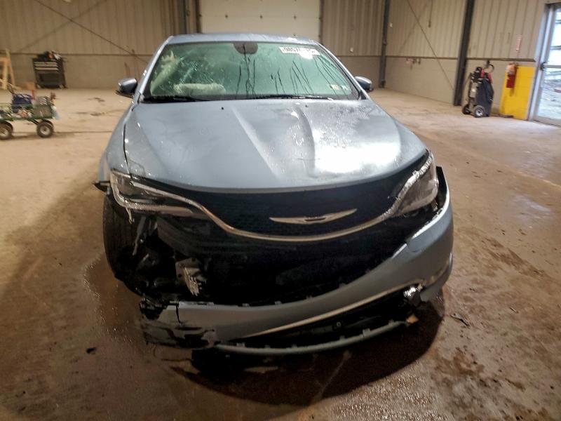 Фото 5 - CHRYSLER 200