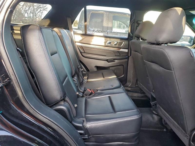 Фото 11 - FORD EXPLORER