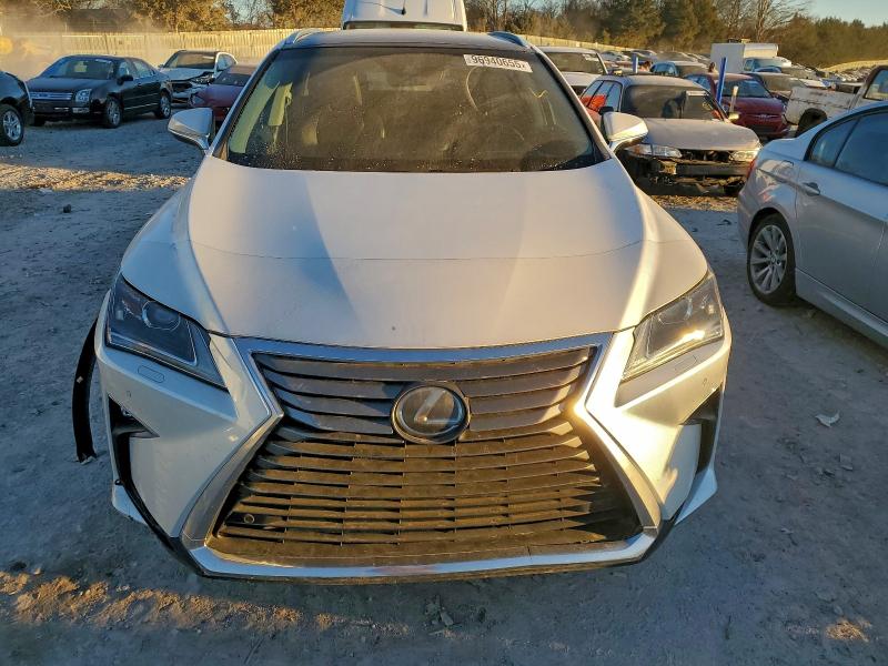 Фото 5 - LEXUS RX350