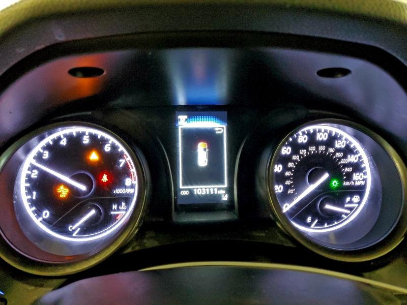 Фото 9 - TOYOTA CAMRY