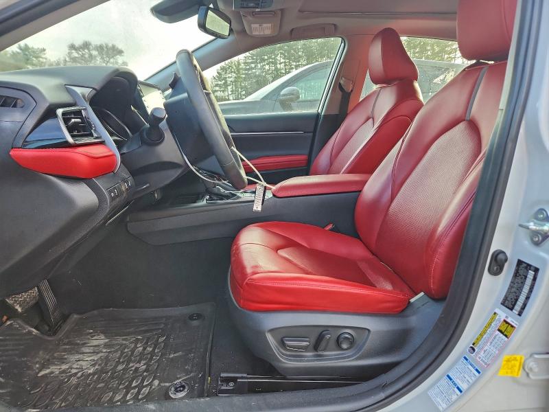 Фото 7 - TOYOTA CAMRY