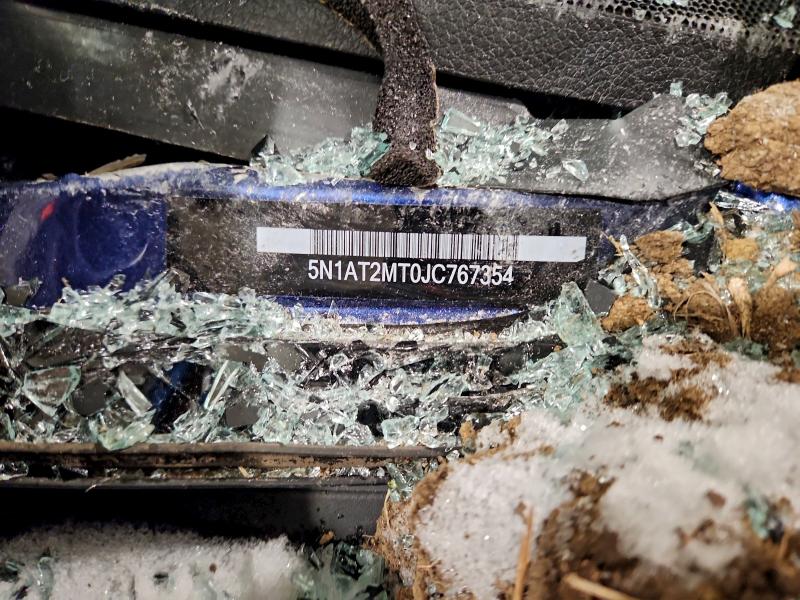 Фото 13 - NISSAN ROGUE