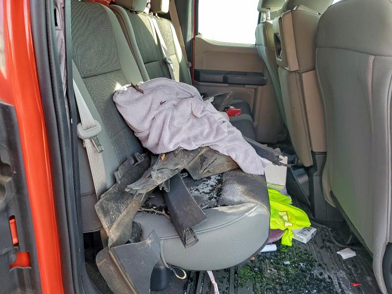 Фото 10 - FORD F-150