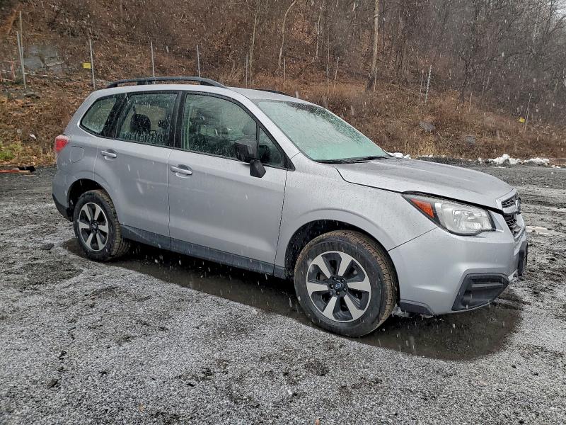 Фото 4 - SUBARU FORESTER