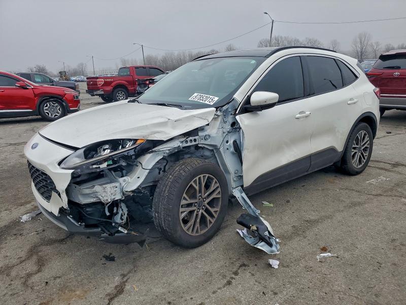 Фото 1 - FORD ESCAPE