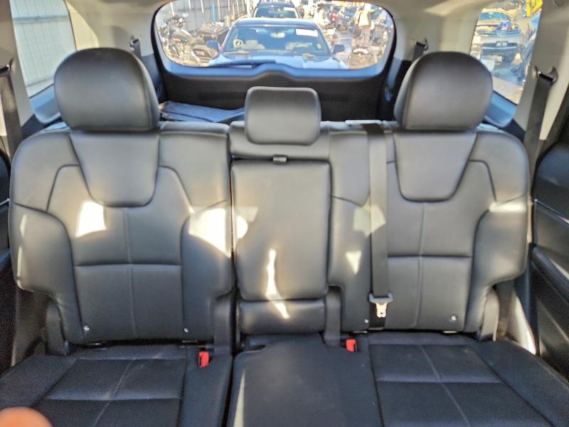 Фото 10 - KIA TELLURIDE