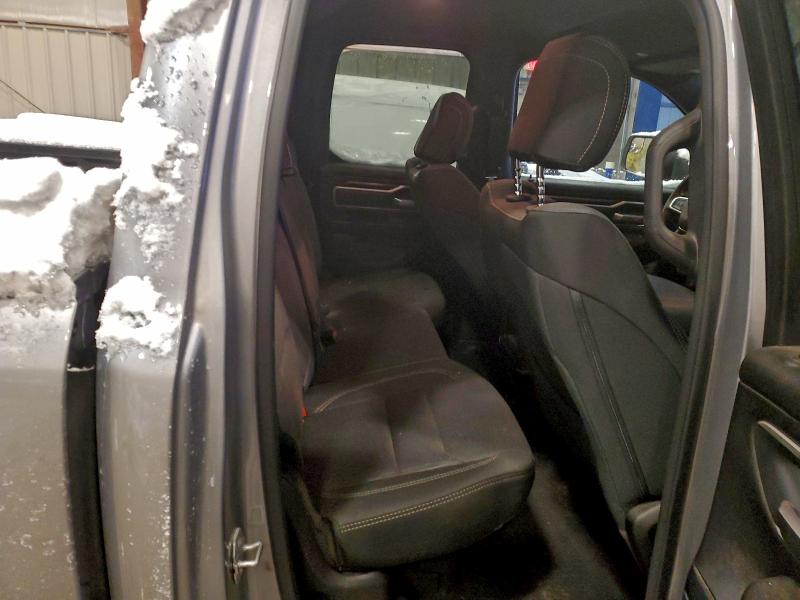 Фото 10 - RAM 1500