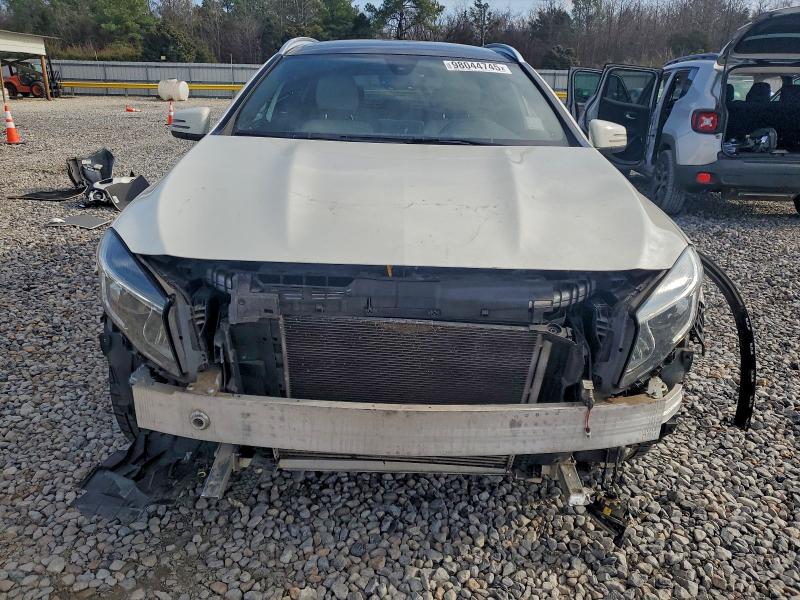 Фото 5 - MERCEDES-BENZ GLA-CLASS