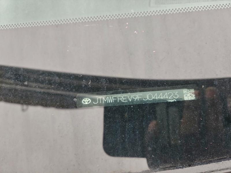 Фото 13 - TOYOTA RAV4