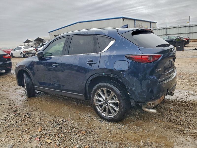 Фото 2 - MAZDA CX-5