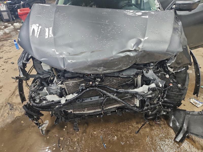 Фото 12 - NISSAN ROGUE