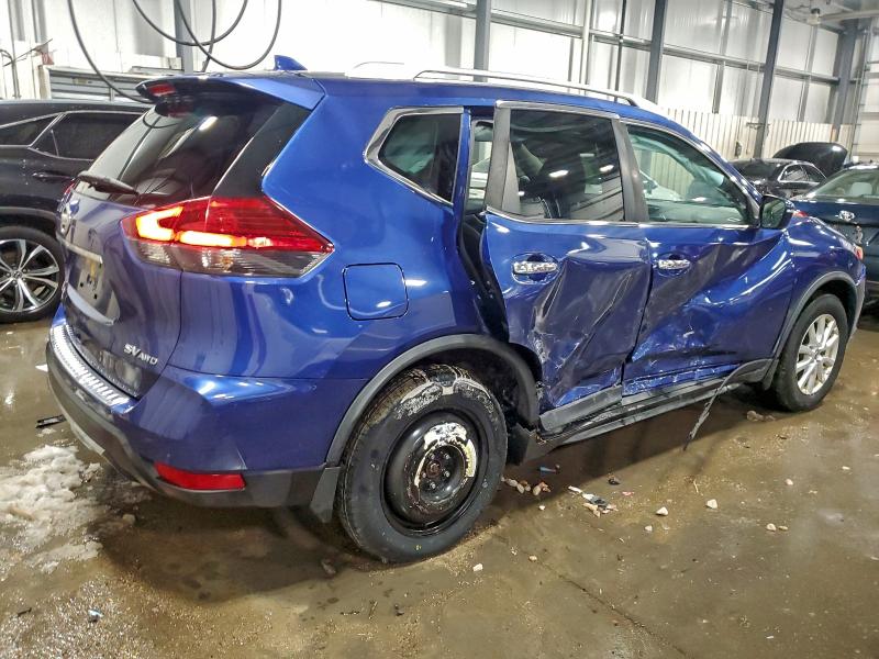 Фото 3 - NISSAN ROGUE