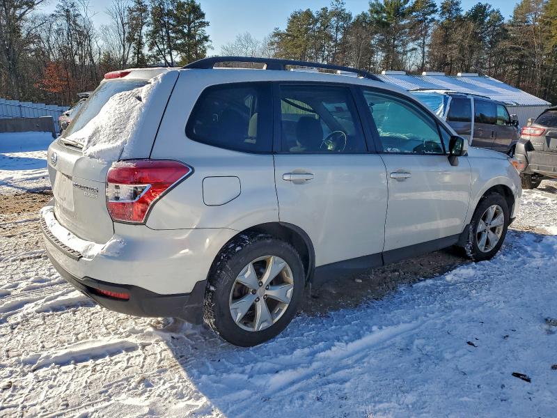 Фото 3 - SUBARU FORESTER