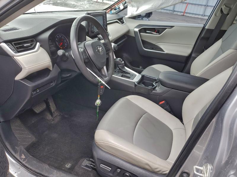 Фото 7 - TOYOTA RAV4