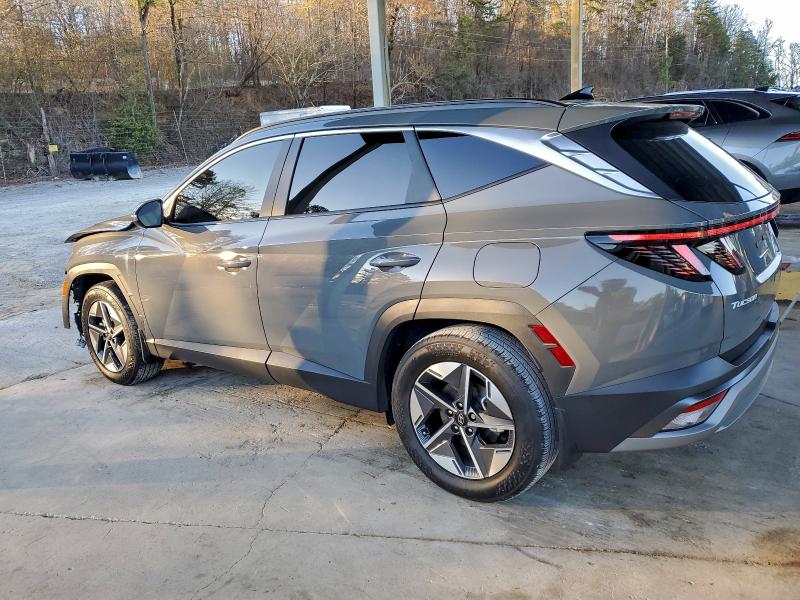 Фото 2 - HYUNDAI TUCSON