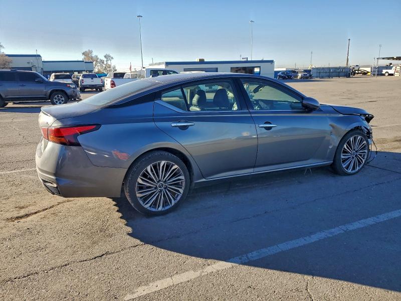 Фото 3 - NISSAN ALTIMA