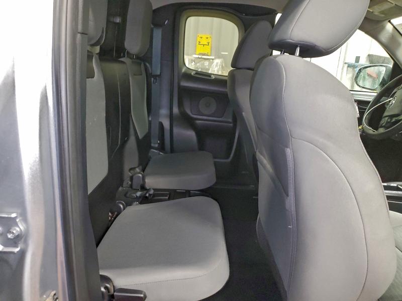 Фото 10 - TOYOTA TACOMA