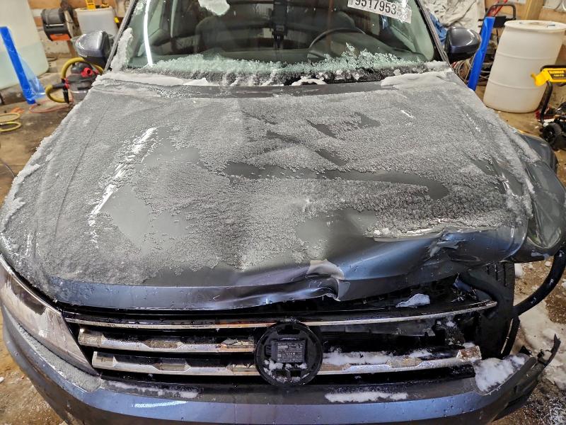 Фото 12 - VOLKSWAGEN TIGUAN