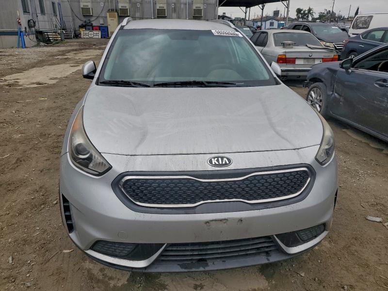 Фото 5 - KIA NIRO