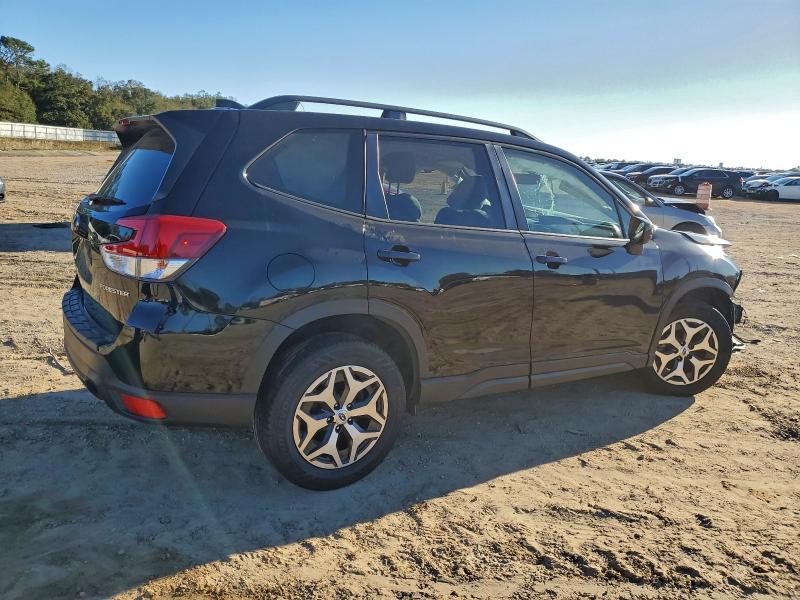 Фото 3 - SUBARU FORESTER