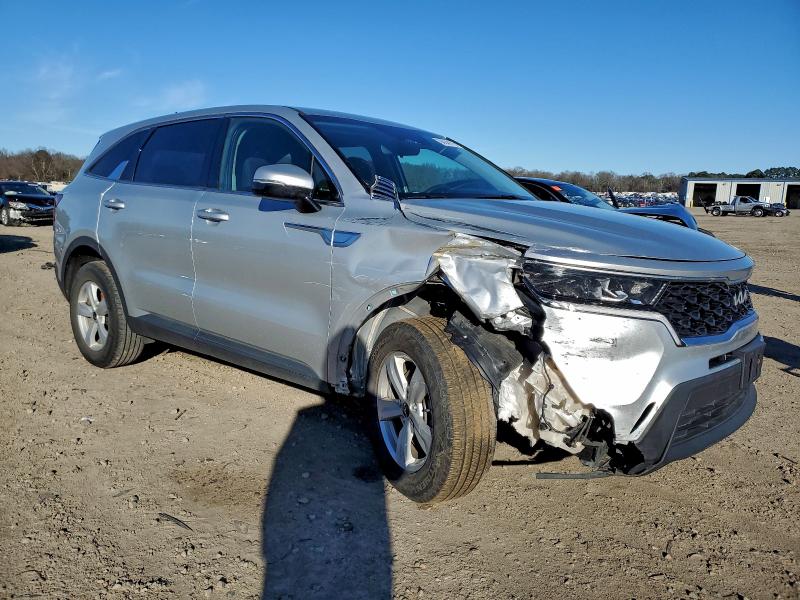 Фото 4 - KIA SORENTO